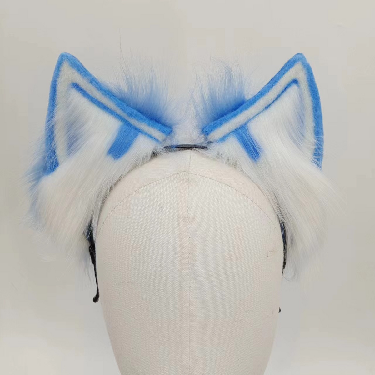69cm Blauwe Fox Tail Metalen Anaalplug Cosplaystaart