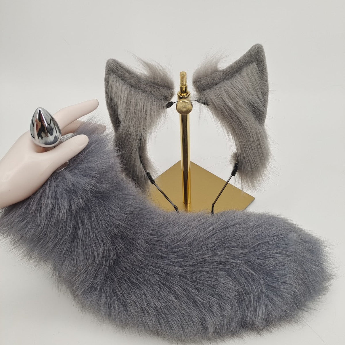 Grijze Fox Tail Buttplug Metalen Furry Accessoire