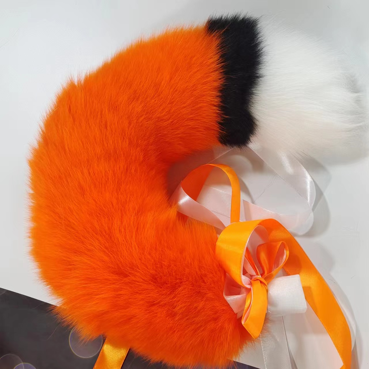 Oranje Buttplug Met Staart Van Echt Vossenbont