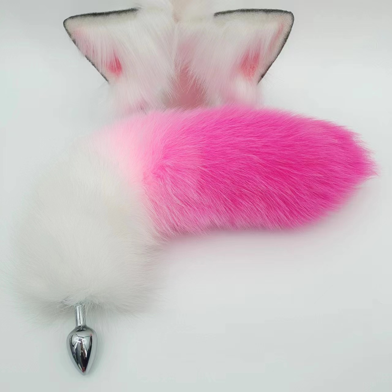 Pink Fox Tail Plug Van Echt Bont
