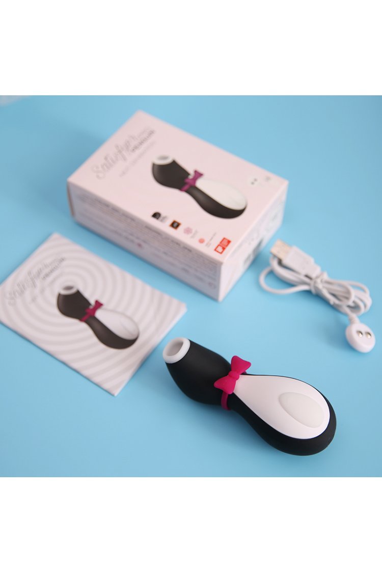 Satisfyer Pro Penguin Sucking Vibrator Black / One Size