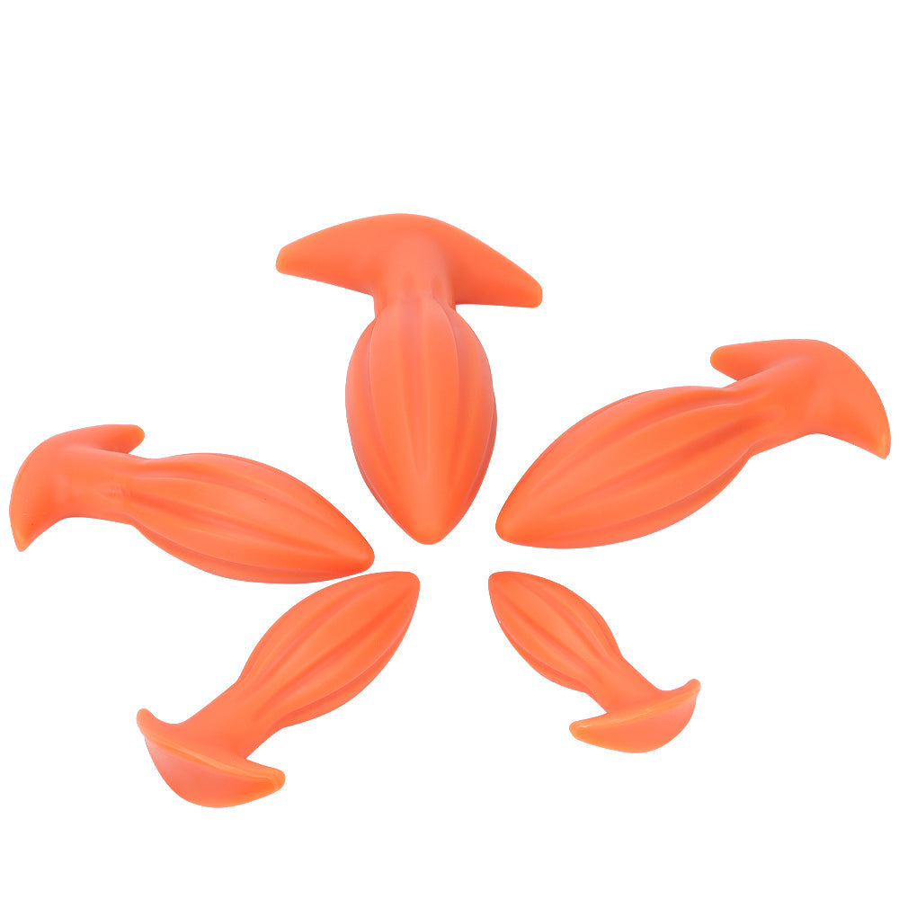 Grooved Silicone Giant Butt Plug Kit