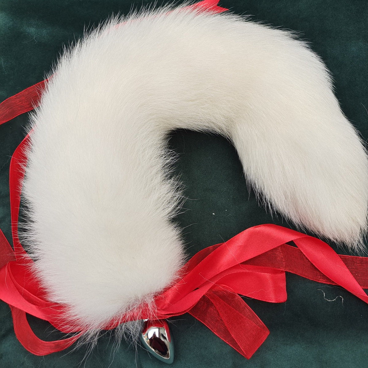 Witte Pluizige Fox Tail Buttplug van Metaal